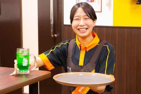 私達は、お客様1人1人に合った会話やサービスを提供することを心掛けて接客を行っています。